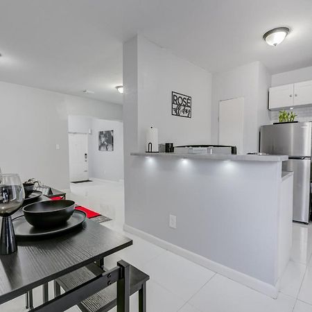Deco Drive Miami • Near Hard Rock Stadium • South Beach • Wynwood Екстер'єр фото