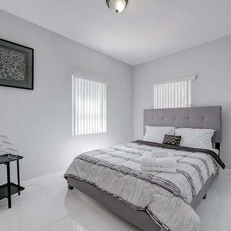 Deco Drive Miami • Near Hard Rock Stadium • South Beach • Wynwood Екстер'єр фото